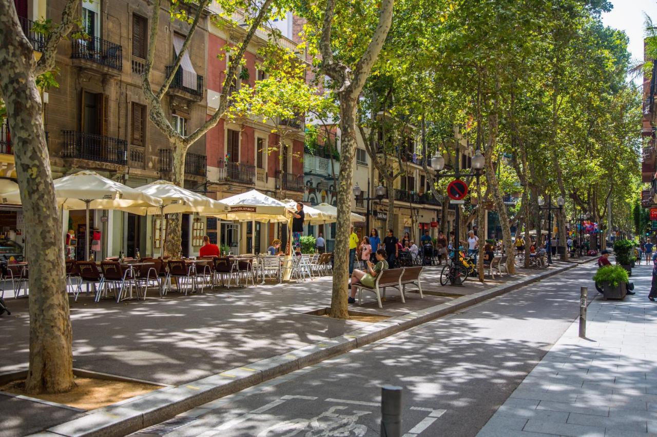 Beautiful And Comfy Boat In Barcelona With Boat Tour Option Hotel Buitenkant foto